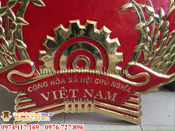 Đúc gò quốc huy Việt Nam